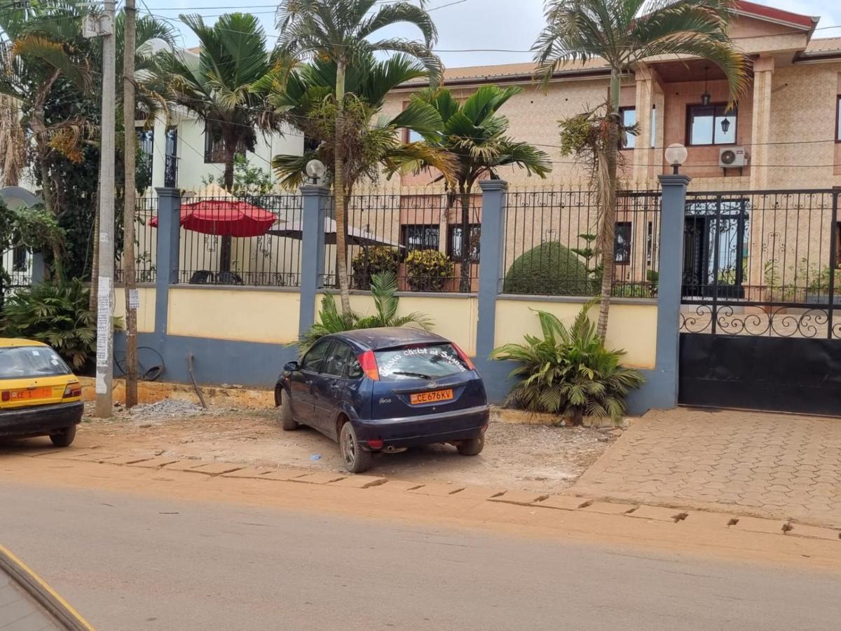 Appart Hotel Mireille Yaoundé Exterior foto