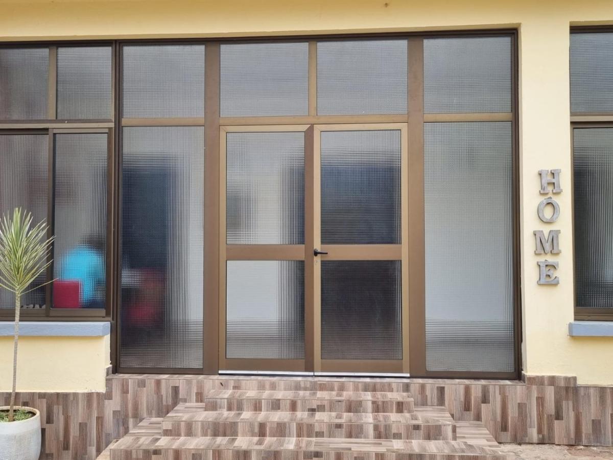 Appart Hotel Mireille Yaoundé Exterior foto