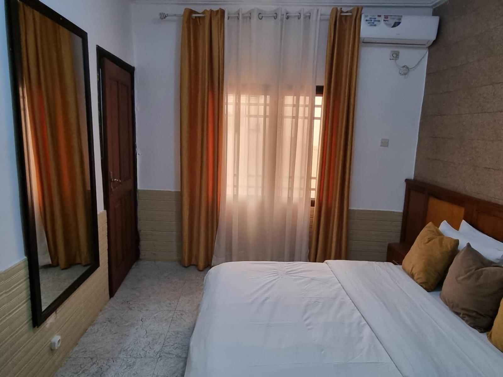 Appart Hotel Mireille Yaoundé Exterior foto
