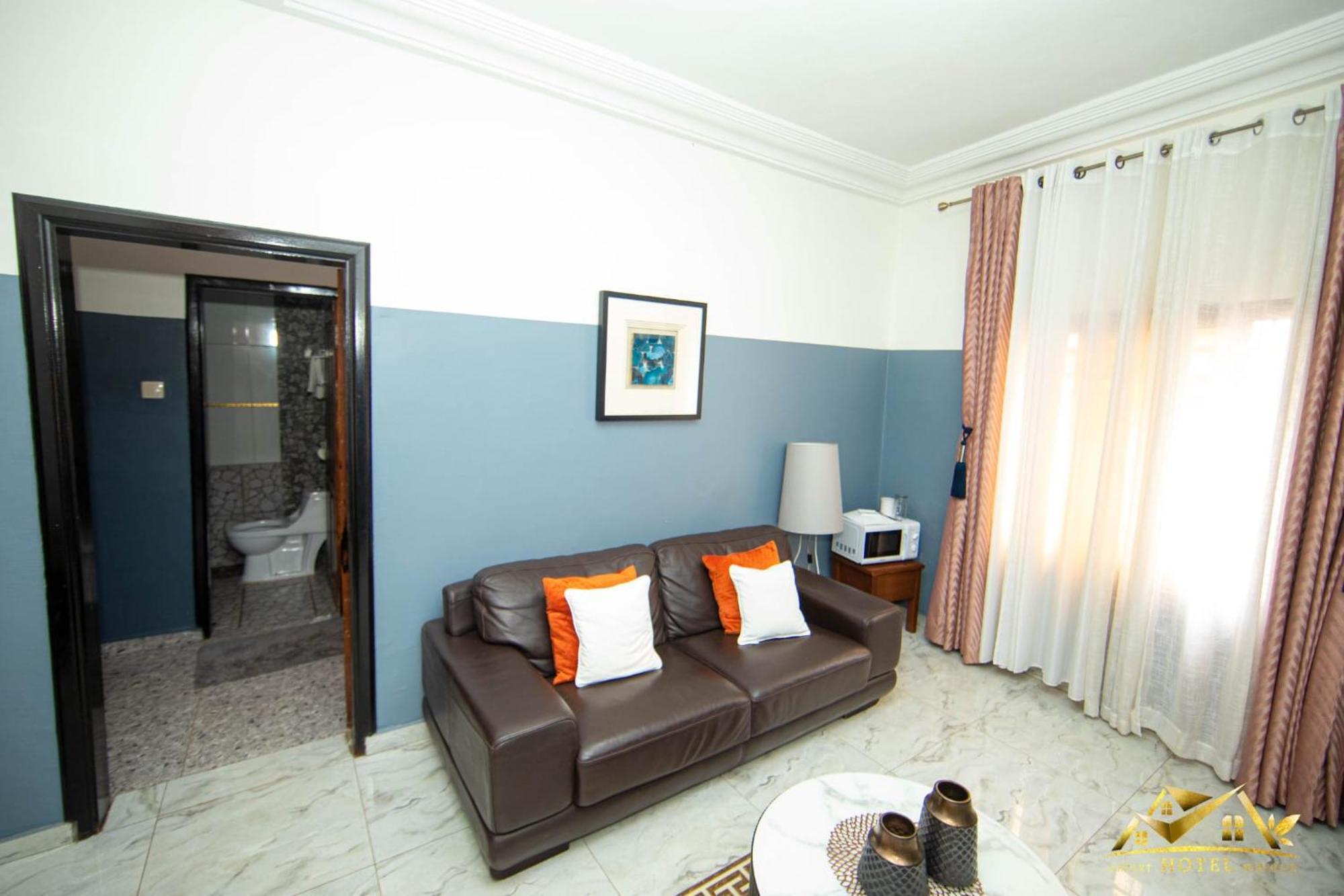 Appart Hotel Mireille Yaoundé Exterior foto
