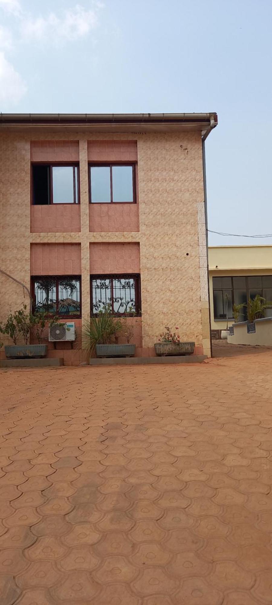 Appart Hotel Mireille Yaoundé Exterior foto