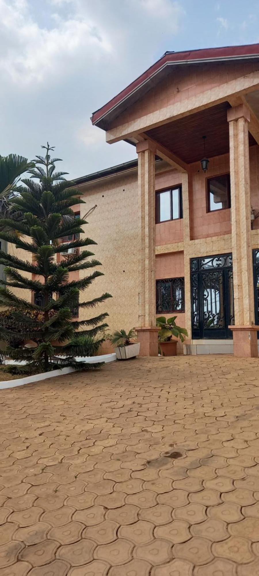 Appart Hotel Mireille Yaoundé Exterior foto